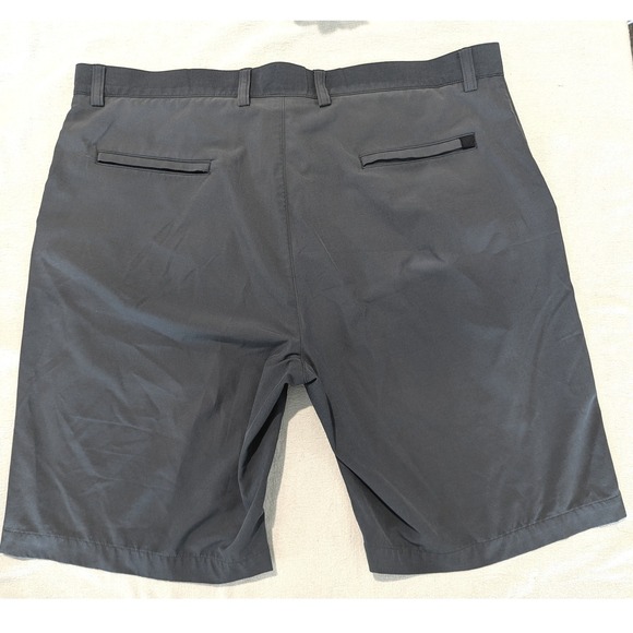 Peter Millar Mens Performance Golf Shorts Blue/Gray Size 38 Camo Pocket Lining - Picture 2 of 10